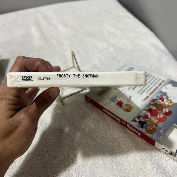 Frosty the Snowman Frosty Returns (DVD, 2010) - Picture 3 of 4